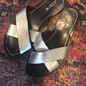 Jcrew size 8 slippers